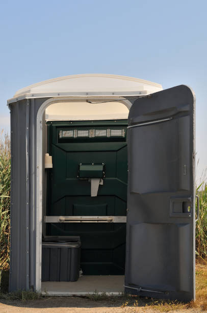 Best Portable restroom trailer rental  in Rose Hill, VA
